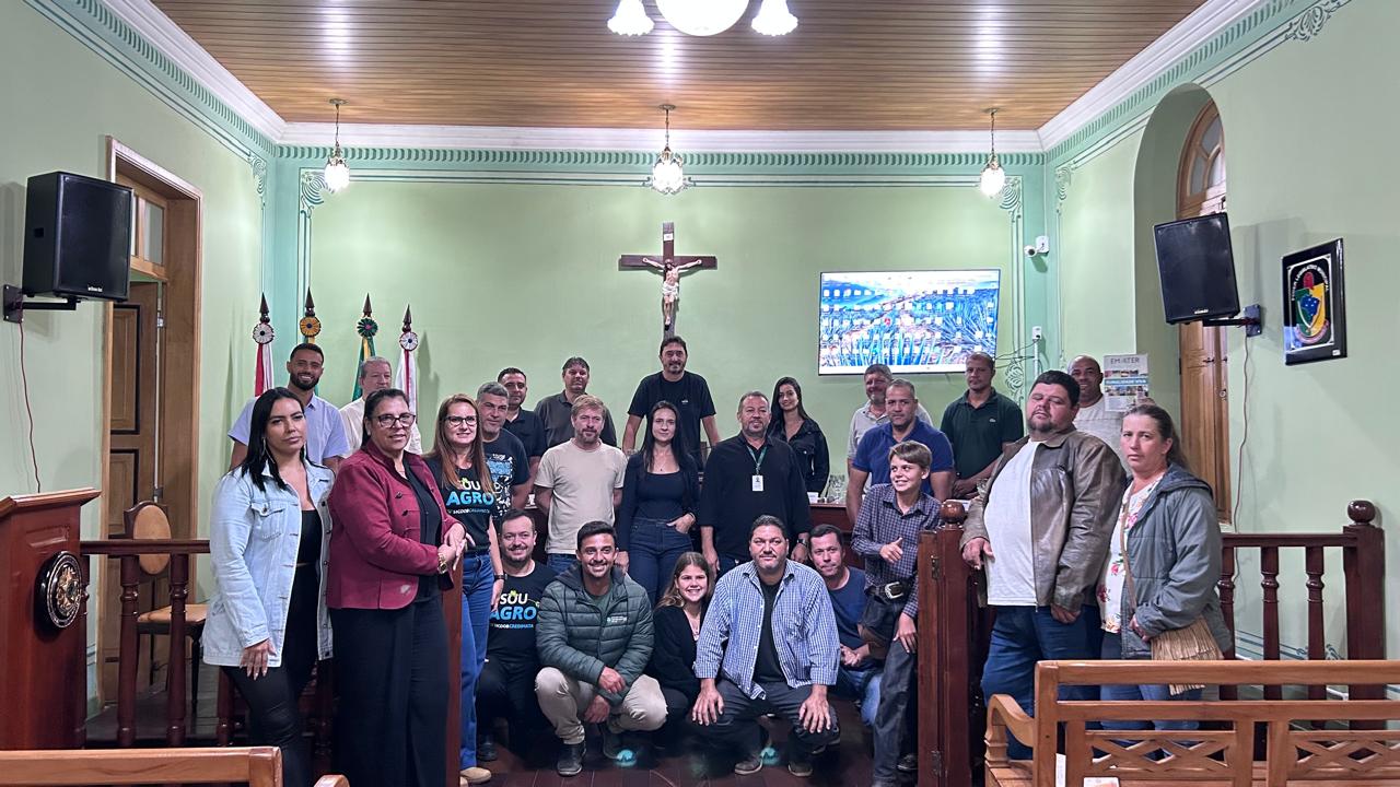 EMATER-MG apresenta Relatório Anual de Ações de 2025 em reunião da Câmara Municipal de Guarará